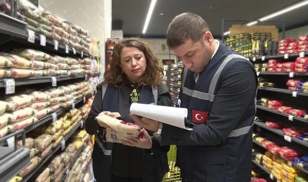 Fahiş Fiyat Ve Stokçuluğa Geçit Yok! Milyarlarca Lira Ceza Kesildi